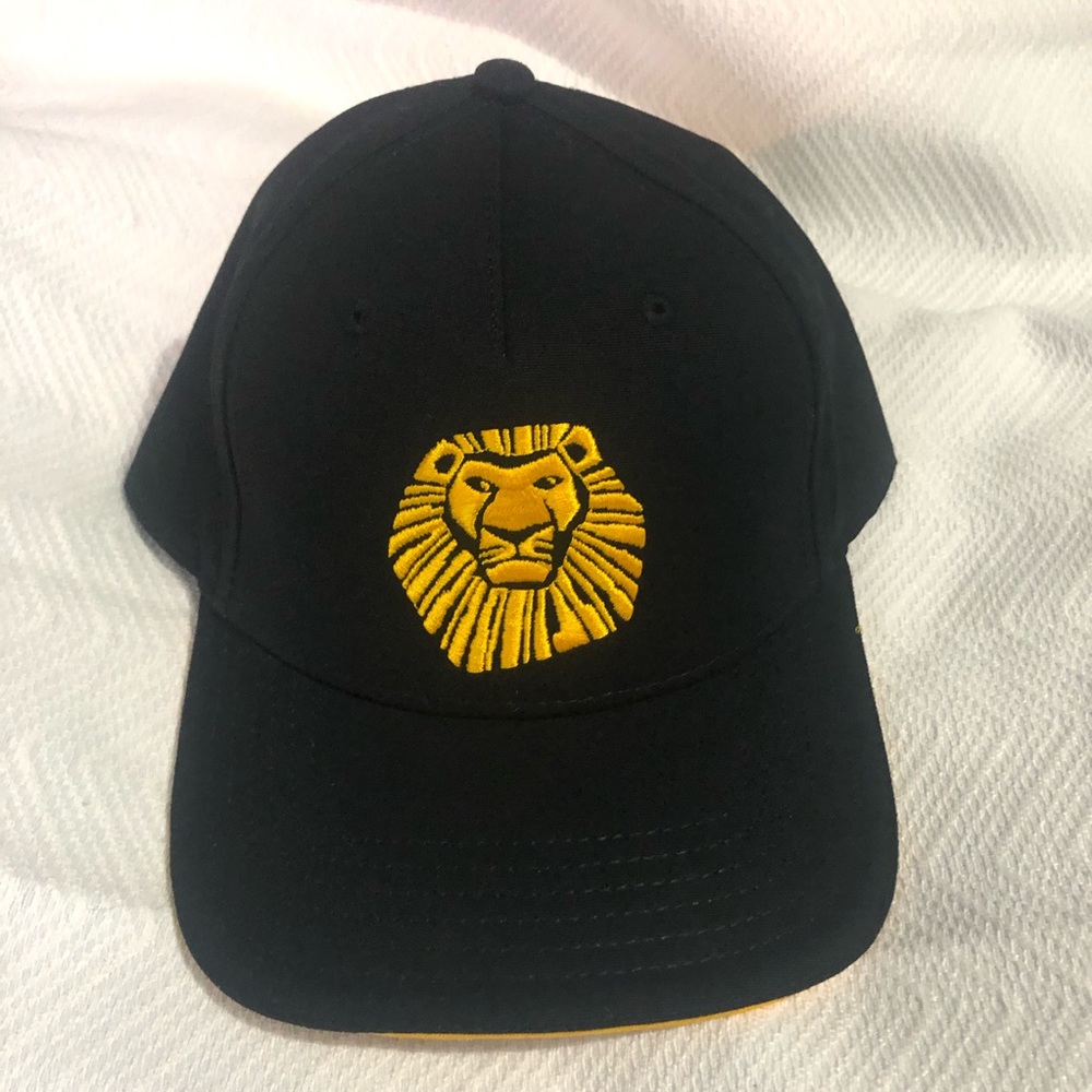 Disney’s lion king snap back hat